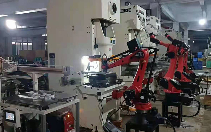 沖壓機(jī)械手控制系統(tǒng)應(yīng)用場景 沖壓機(jī)械手控制系統(tǒng)應(yīng)用場景